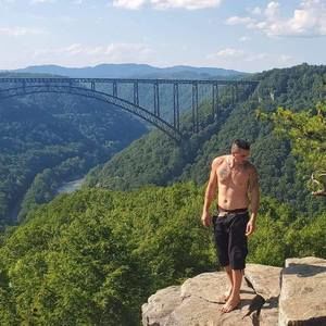 Meet your Posher, Brodie